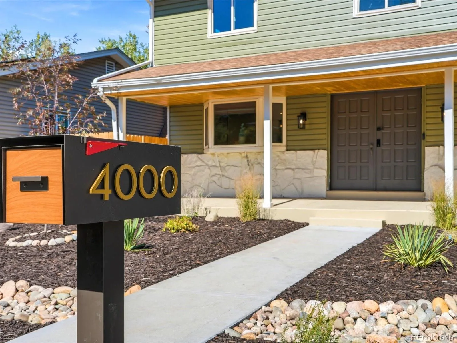 4000 S Spruce Street Denver CO 80237 | MLS #REC8522734 08262026021720 1600 2