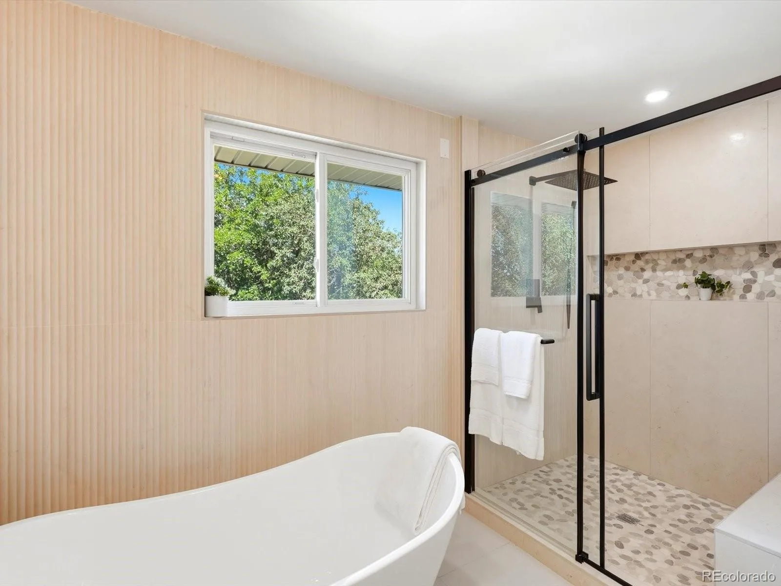 4000 S Spruce Street Denver CO 80237 | MLS #REC8522734 08262026021720 1600 22