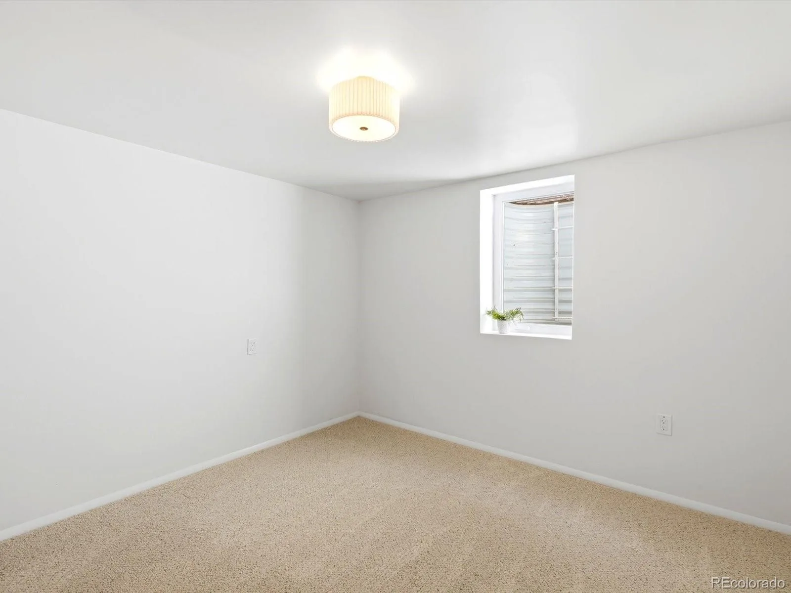 4000 S Spruce Street Denver CO 80237 | MLS #REC8522734 08262026021720 1600 30