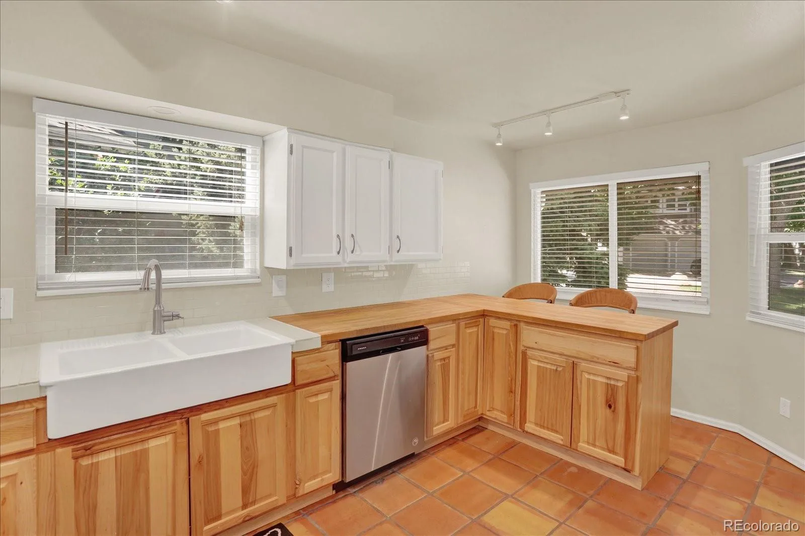 8024 S Culebra Peak Littleton CO 80127 | MLS #REC8523645 08222026151610 1600 10