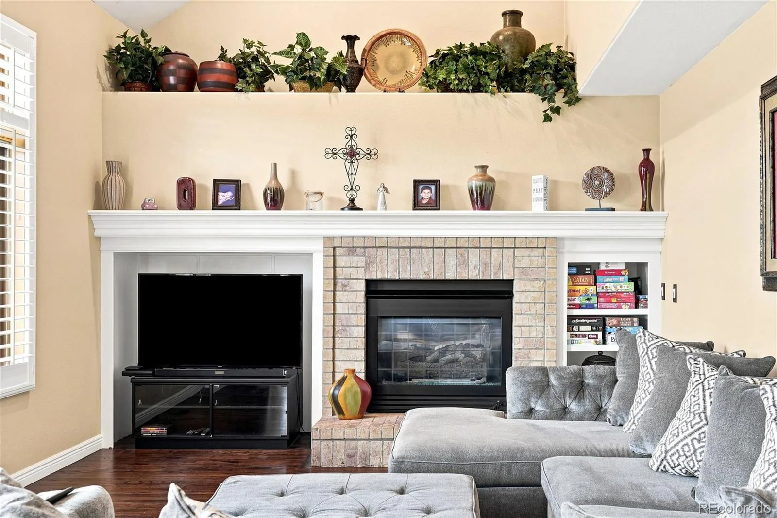 6599 S Oak Circle Littleton CO 80127 | MLS #REC8525860 08212026144909 1600 16