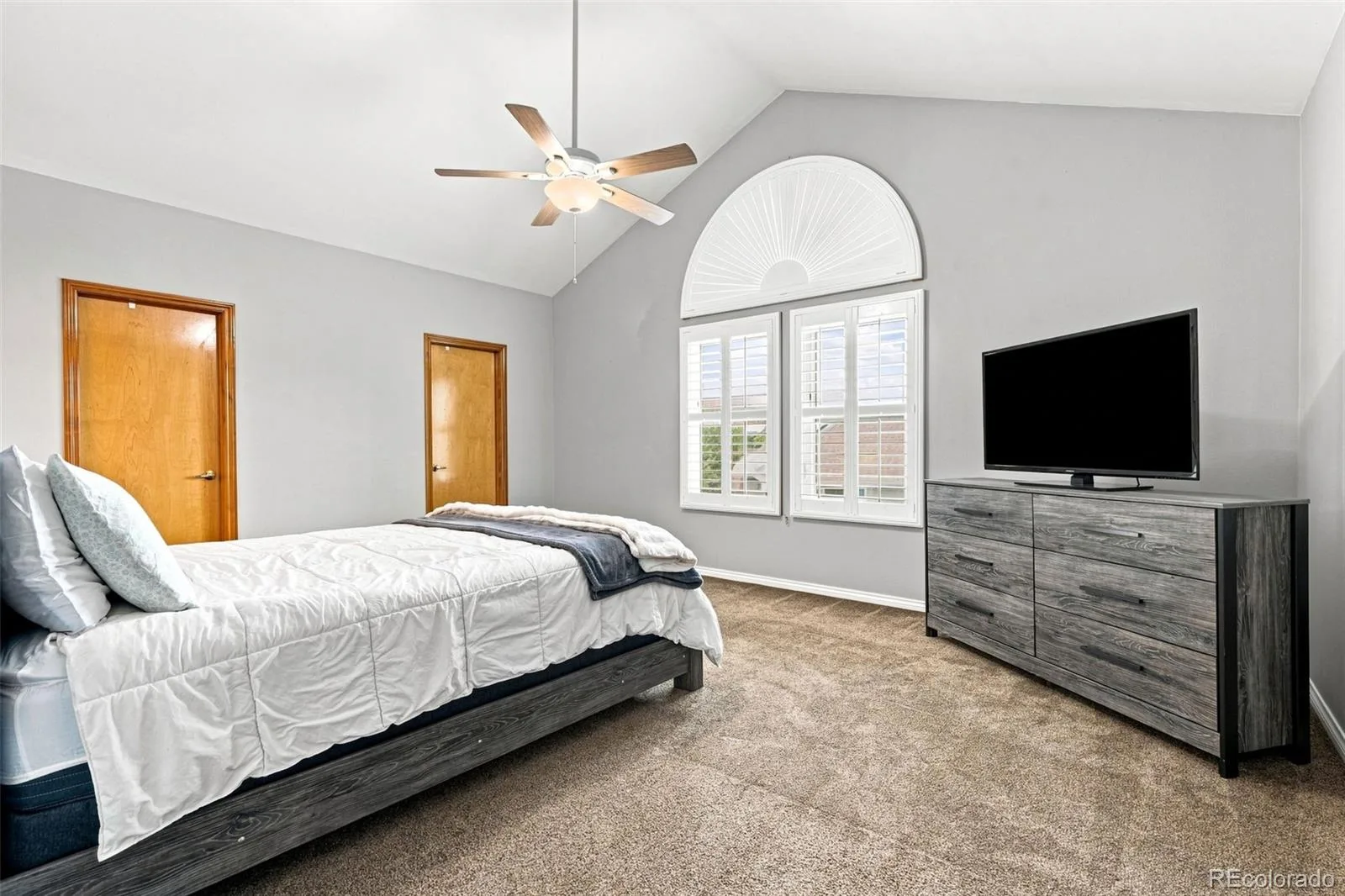 6599 S Oak Circle Littleton CO 80127 | MLS #REC8525860 08212026144909 1600 25