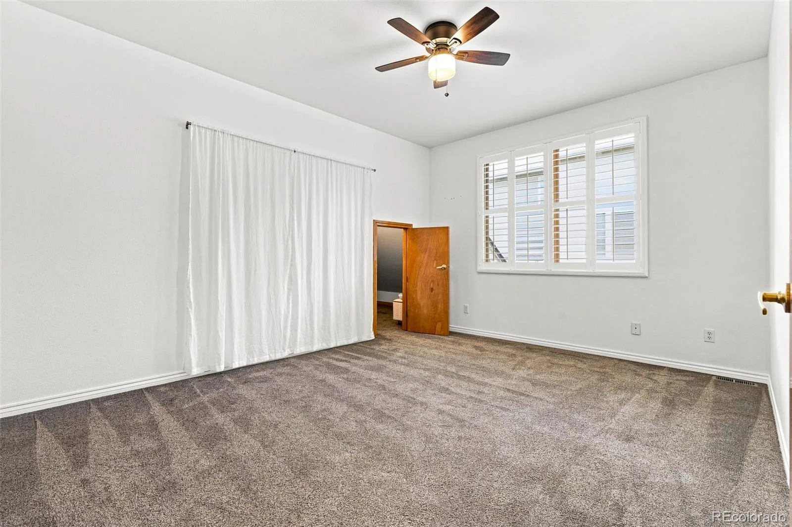 6599 S Oak Circle Littleton CO 80127 | MLS #REC8525860 08212026144909 1600 31