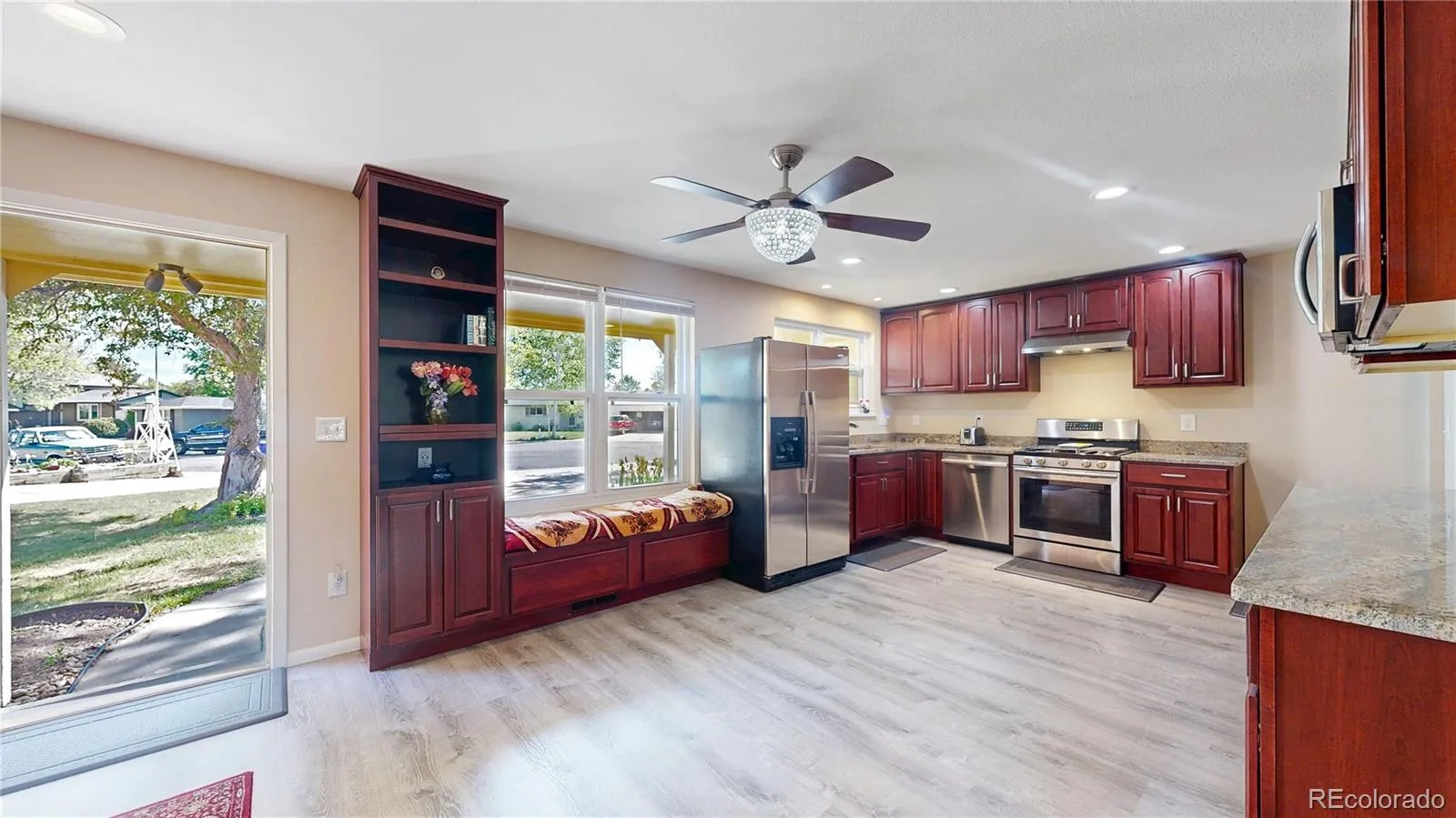 7027 Vivian Court Arvada CO 80004 MLS #REC8528719 05152026013450 1600 1