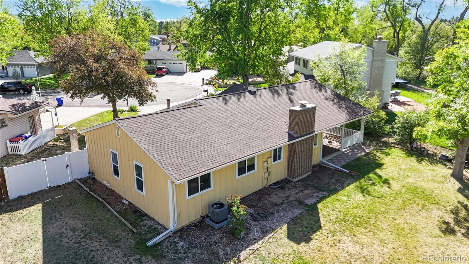 7027 Vivian Court Arvada CO 80004 MLS #REC8528719 05152026013450 1600 24