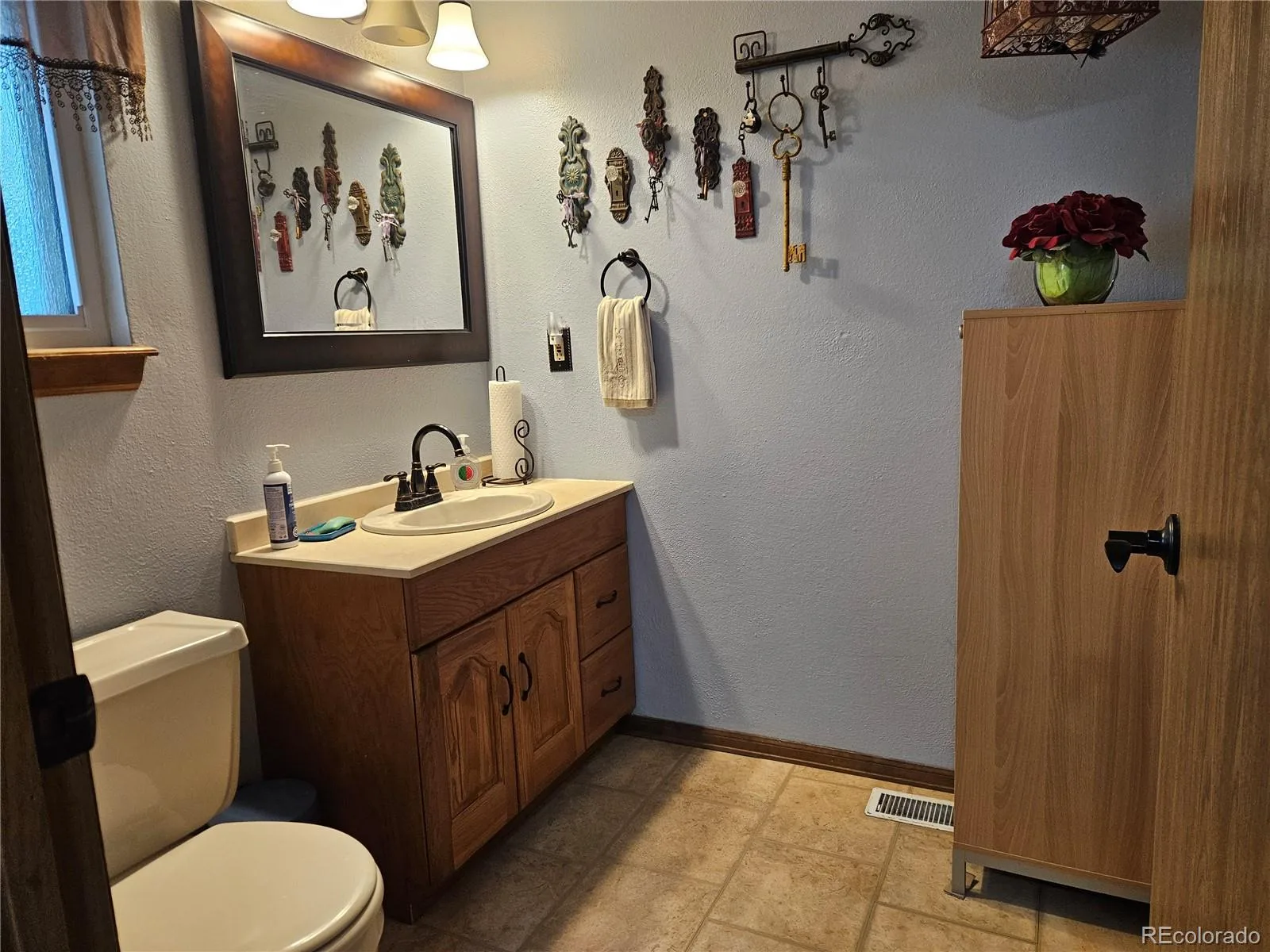 12133 Newport Drive Brighton CO 80602 | MLS #REC8530747 08152026023442 1600 27