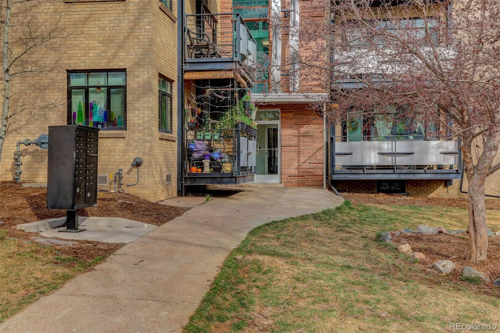 636 N Washington Street #101 Denver CO 80203 MLS #REC8531010 05132026053629 1600 20