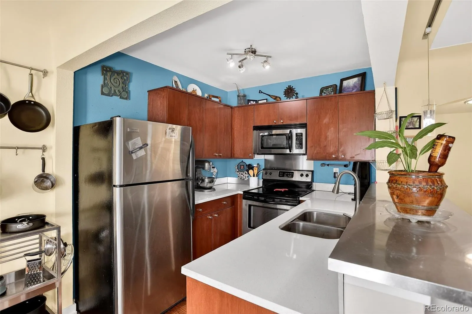 636 N Washington Street #101 Denver CO 80203 MLS #REC8531010 05132026053629 1600 3