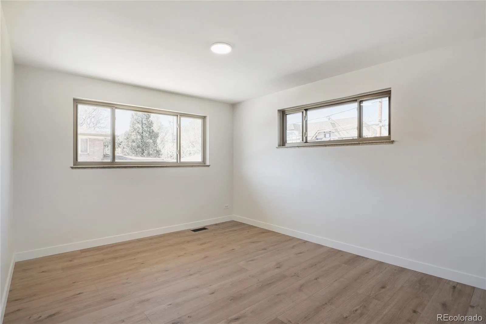 385 Forest Street Denver CO 80220 | MLS #REC8532256 10182026134728 1600 14