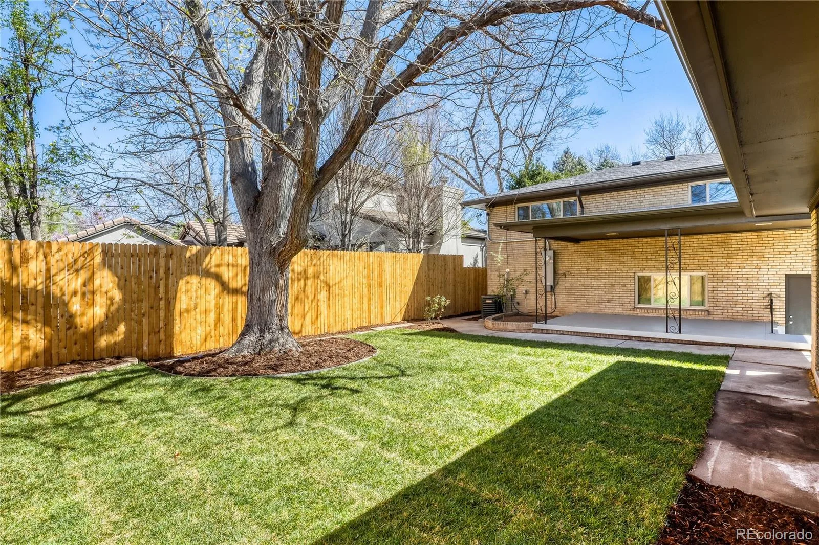 385 Forest Street Denver CO 80220 | MLS #REC8532256 10182026134728 1600 23