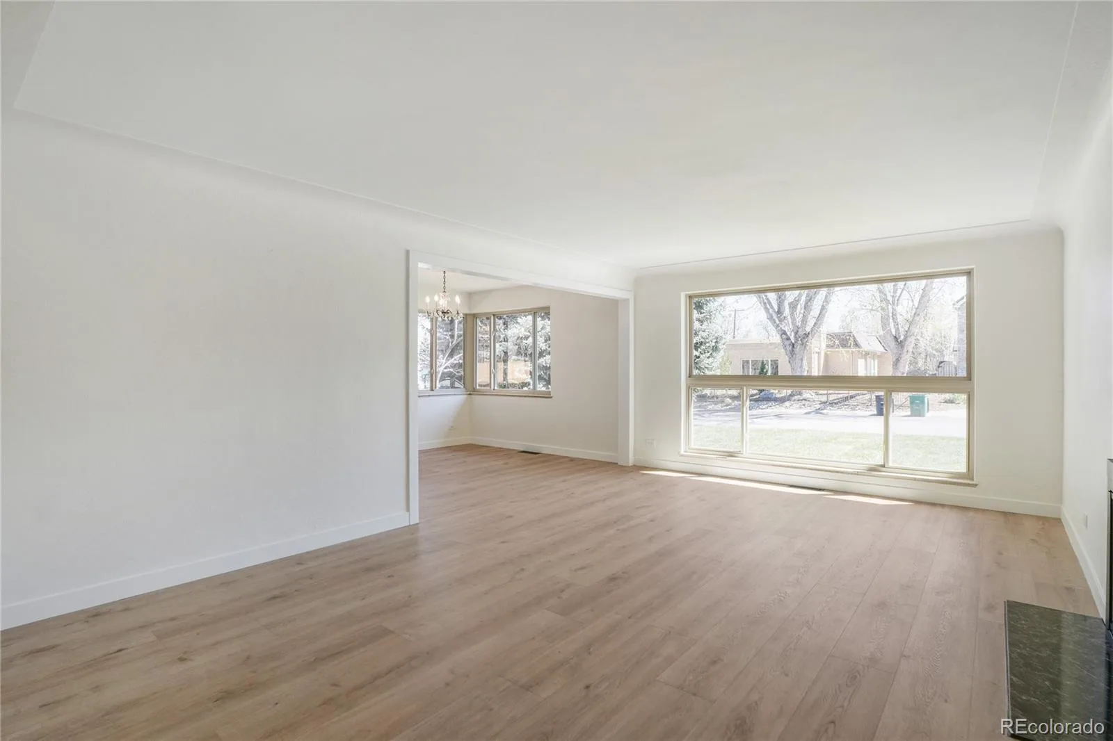 385 Forest Street Denver CO 80220 | MLS #REC8532256 10182026134728 1600 4