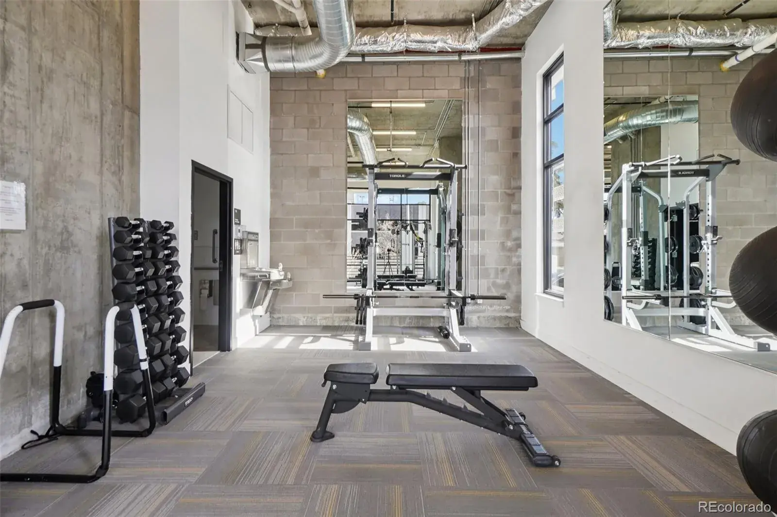 2374 S University Boulevard #204 Denver CO 80210 MLS #REC8534370 02052026015321 1600 38