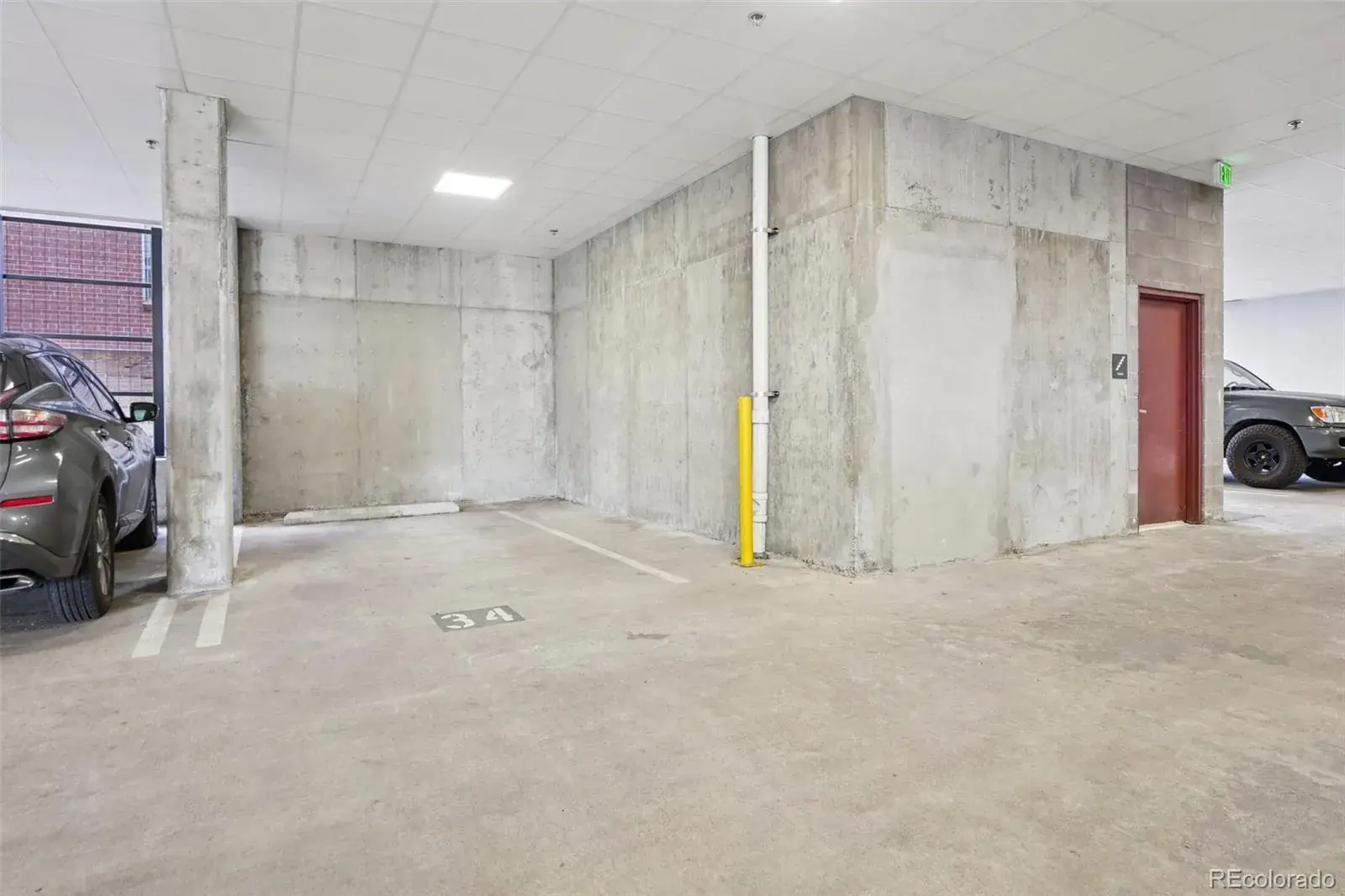 2374 S University Boulevard #204 Denver CO 80210 MLS #REC8534370 02052026015321 1600 45