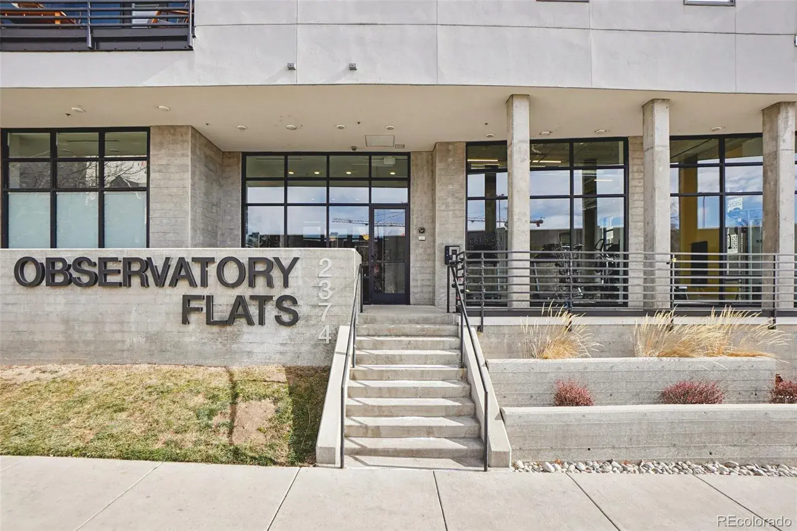 2374 S University Boulevard #204 Denver CO 80210 MLS #REC8534370 02052026015321 1600 48