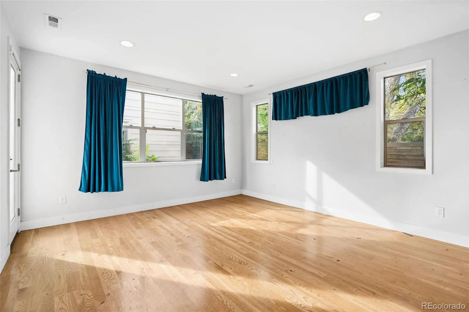 4983 Vallejo Street Denver CO 80221 | MLS #REC8534559 10152026194933 1600 11
