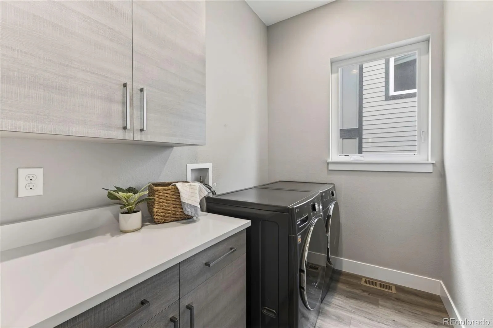 5635 Zuni Court Denver CO 80221 MLS #REC8535454 05212026063418 1600 27