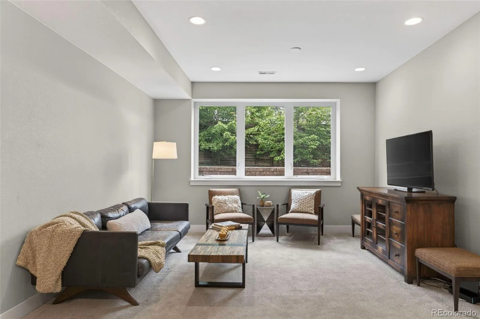 5635 Zuni Court Denver CO 80221 MLS #REC8535454 05212026063418 1600 29