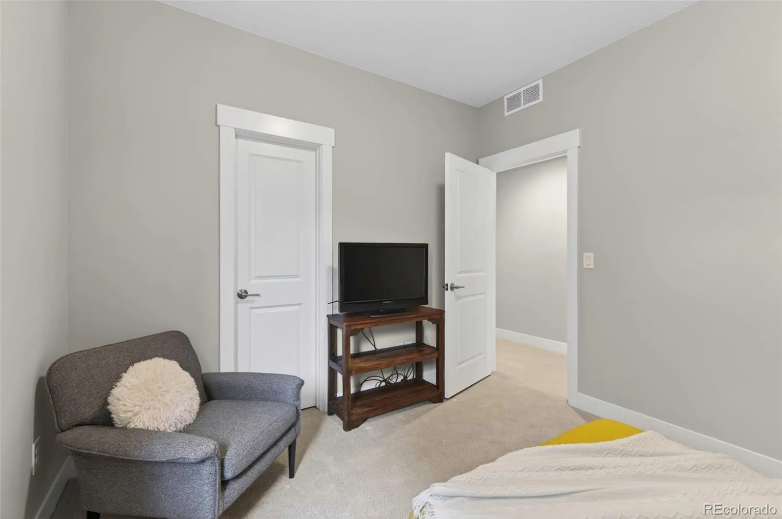5635 Zuni Court Denver CO 80221 MLS #REC8535454 05212026063418 1600 36