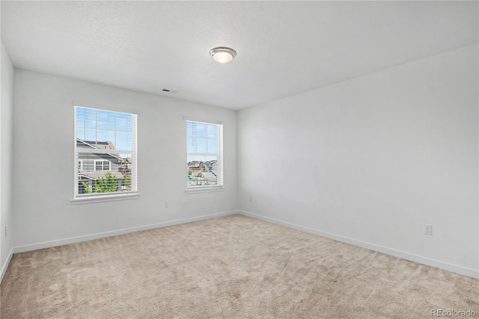 10046 Uvalda Street Commerce City CO 80022 | MLS #REC8535887 07172026145724 1600 26