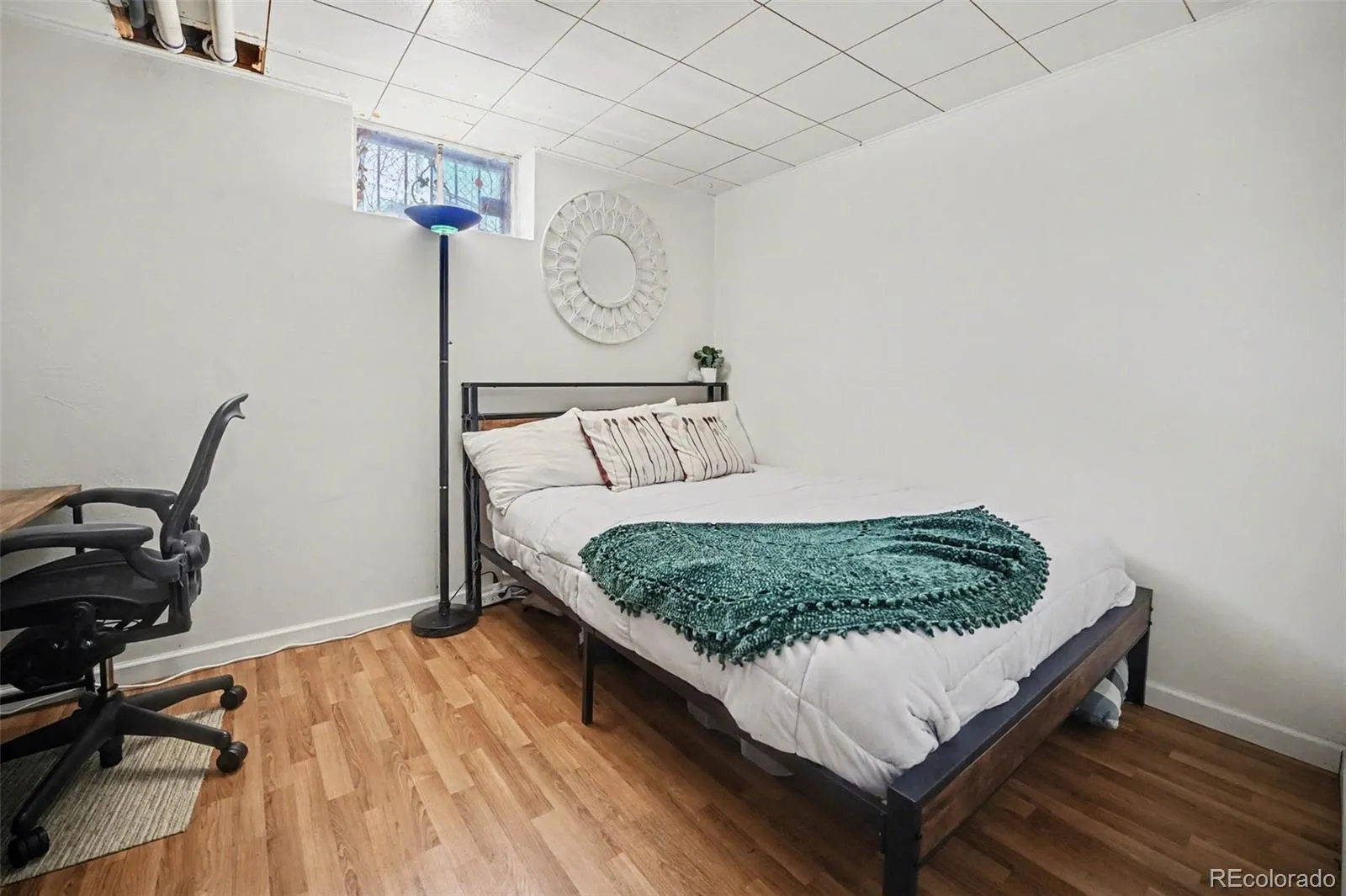 04072026003958 1600 17