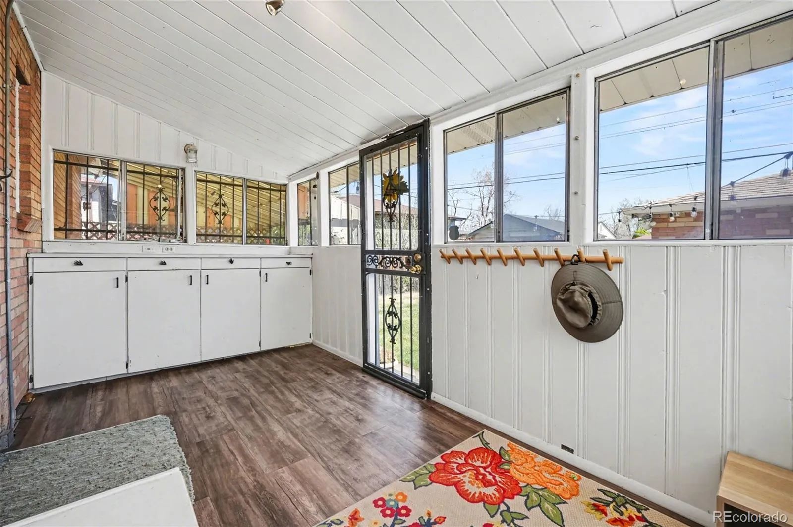 04072026003958 1600 21