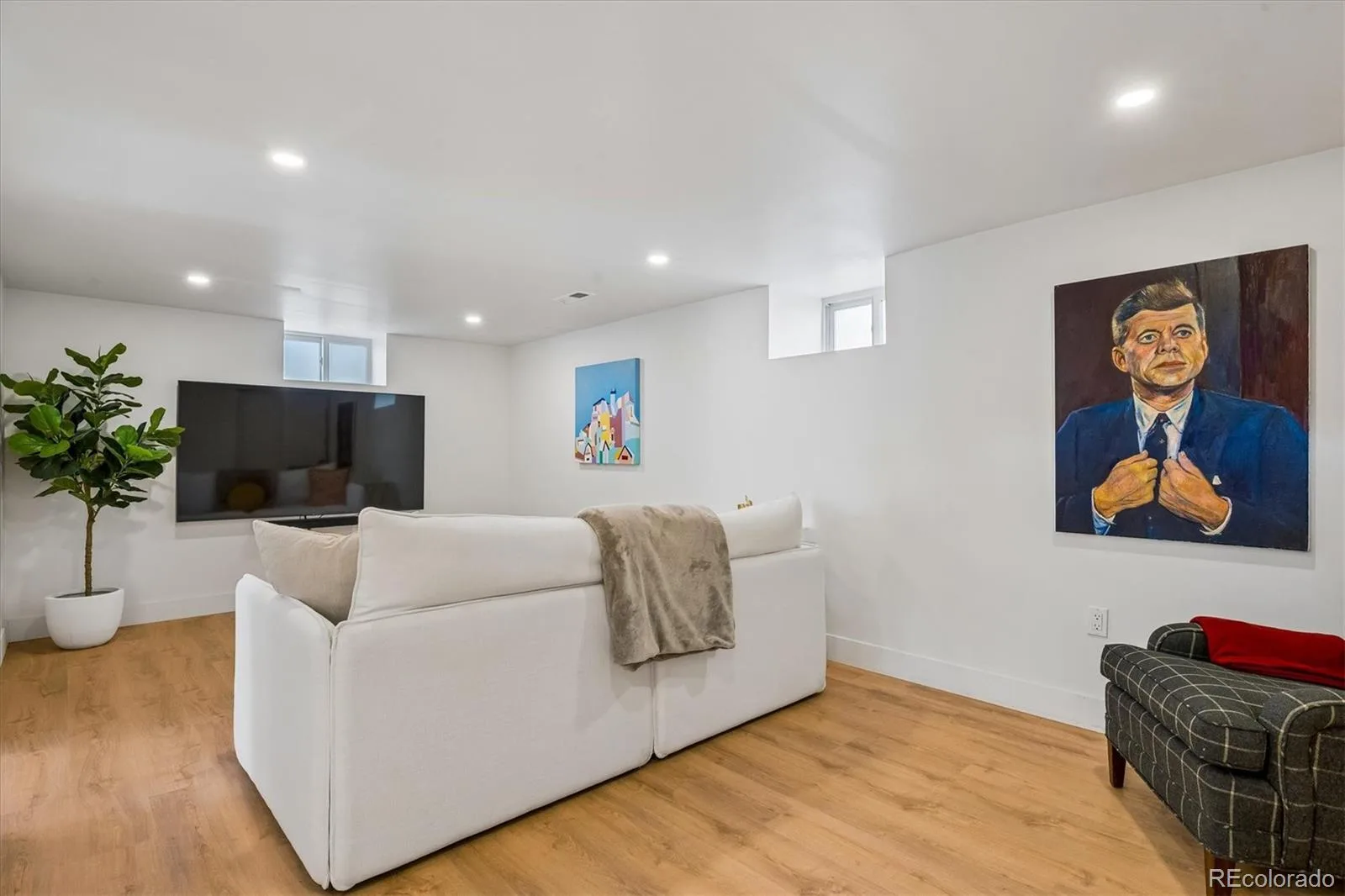 2908 W 40th Avenue Denver CO 80211 | MLS #REC8536645 10142026184336 1600 19