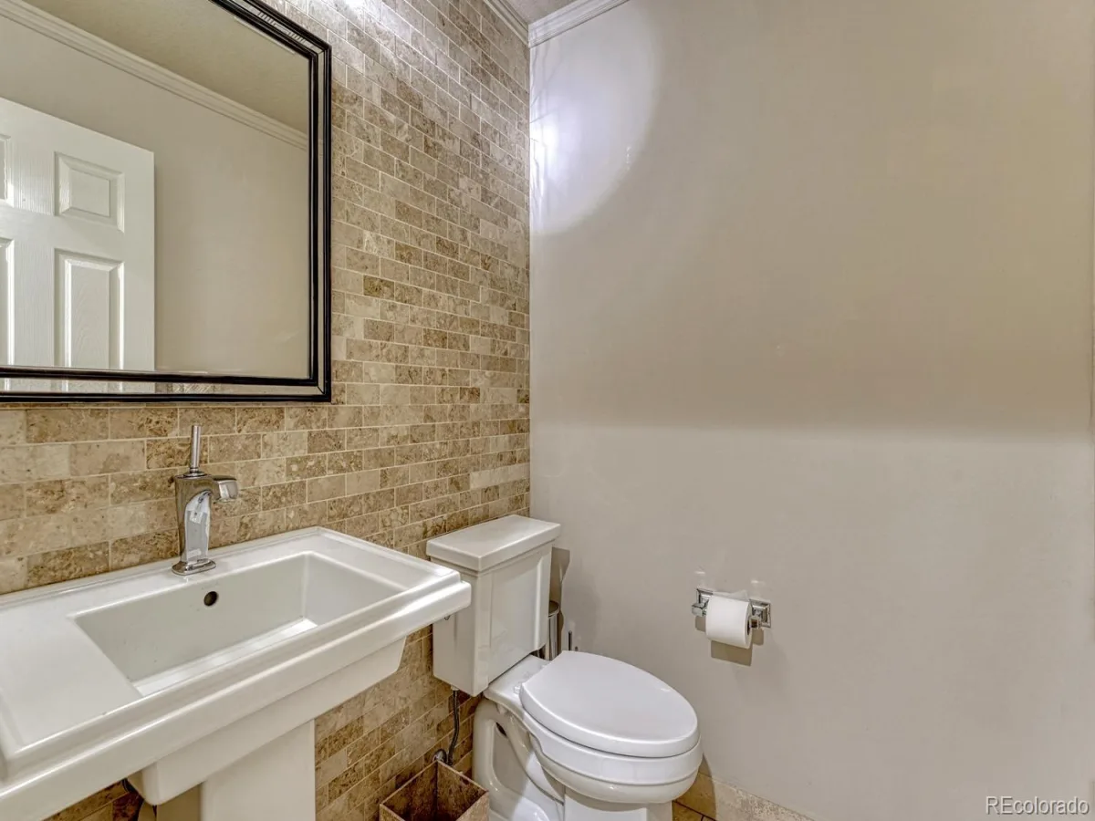 9615 Aspen Hill Circle Lone Tree CO 80124 | MLS #REC8538013 08212026004933 1200 24