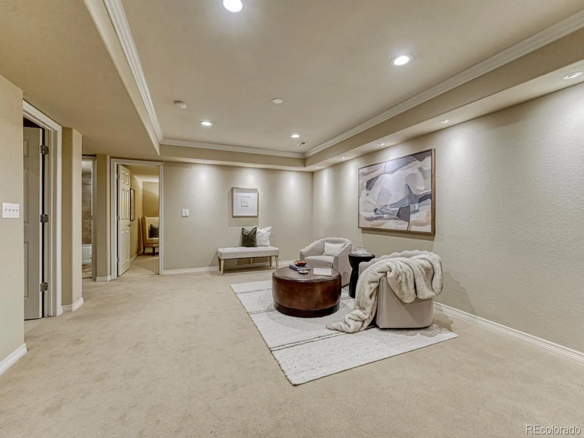 9615 Aspen Hill Circle Lone Tree CO 80124 | MLS #REC8538013 08212026004933 1200 36