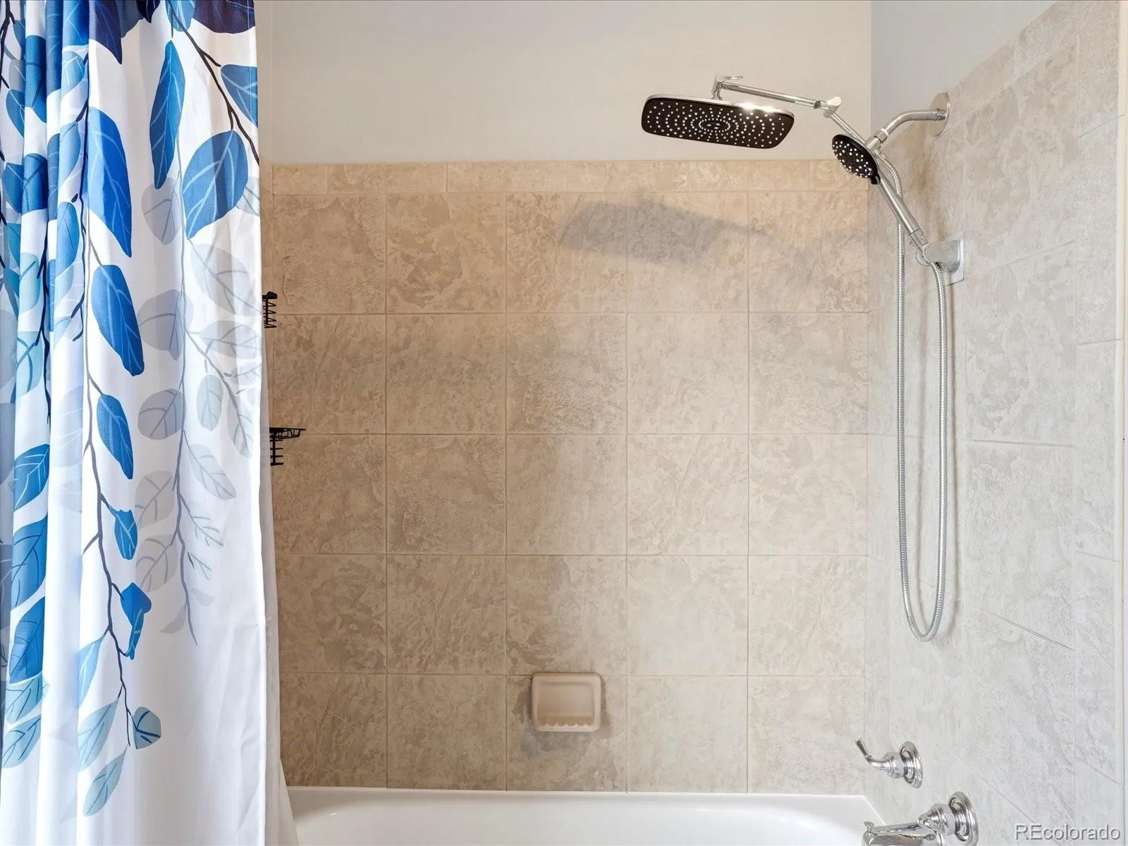 16474 E Adriatic Place Aurora CO 80013 MLS #REC8538197 05282026030838 1600 13