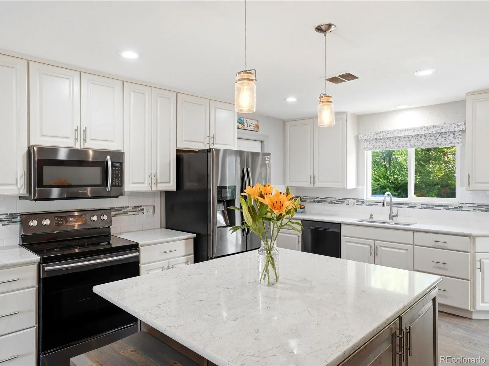 16474 E Adriatic Place Aurora CO 80013 MLS #REC8538197 05282026030838 1600 5