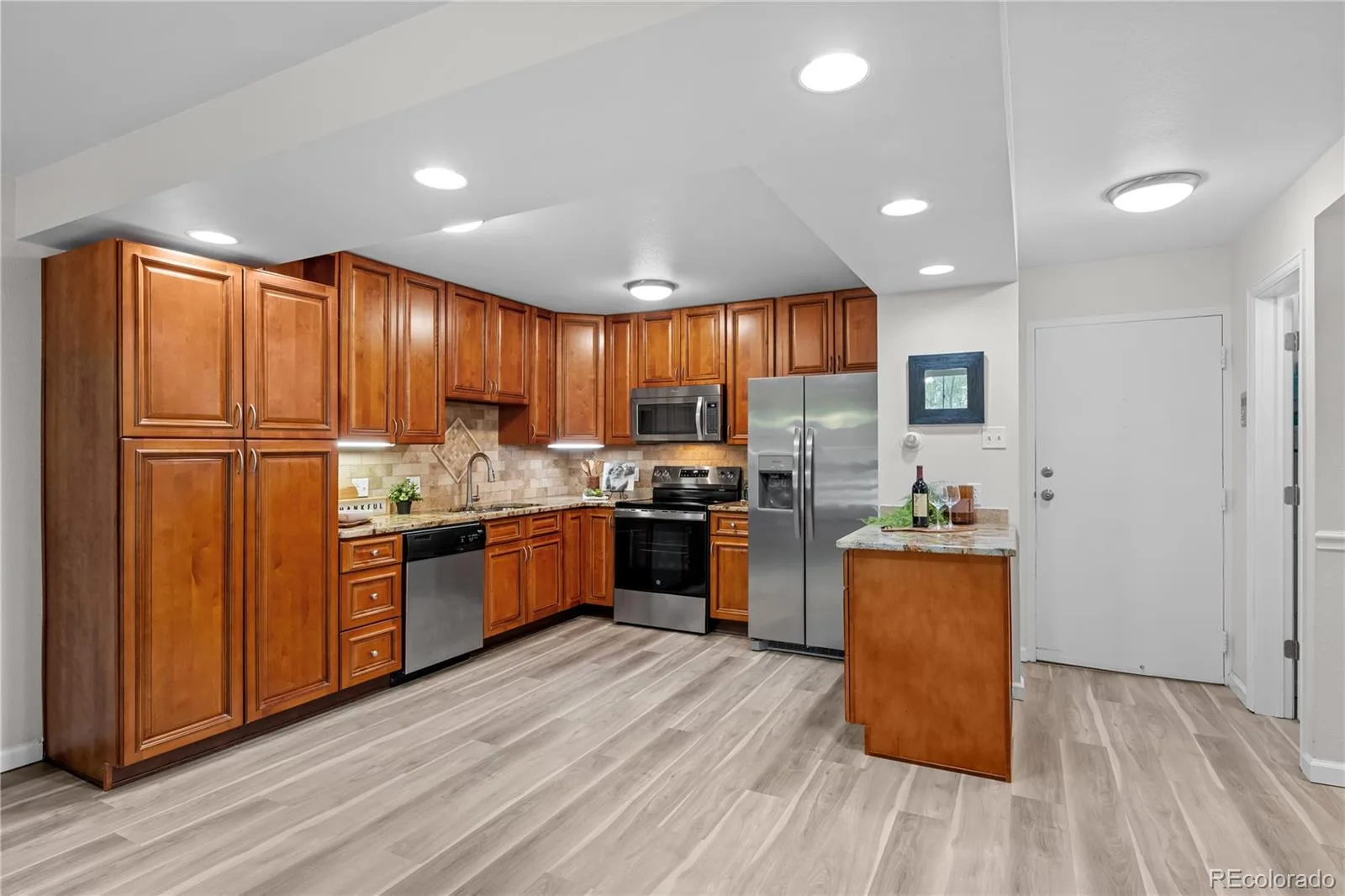 9355 E Center Avenue #4A #9355 Denver CO 80247 | MLS #REC8539904 09232026191041 1600 6