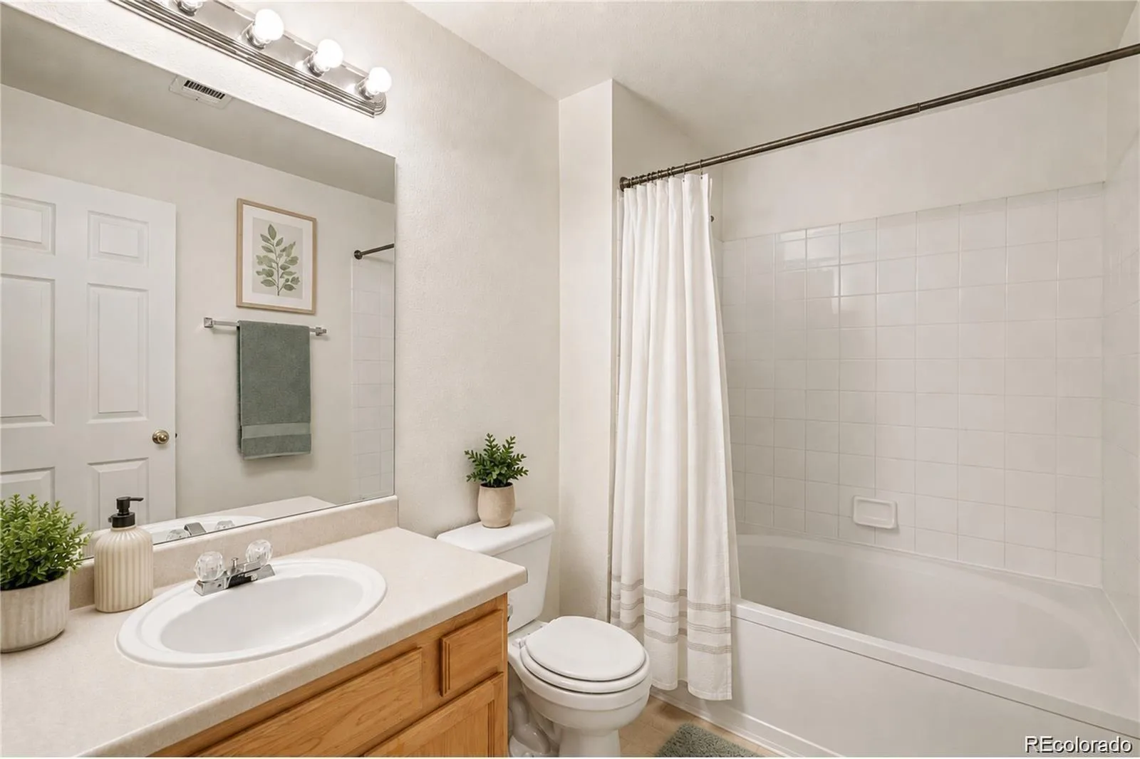 3271 E 103rd Place #1305 Thornton CO 80229 | MLS #REC8547994 08132026223747 1600 5