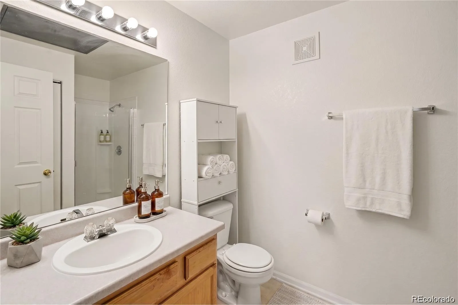 3271 E 103rd Place #1305 Thornton CO 80229 | MLS #REC8547994 08132026223747 1600 9