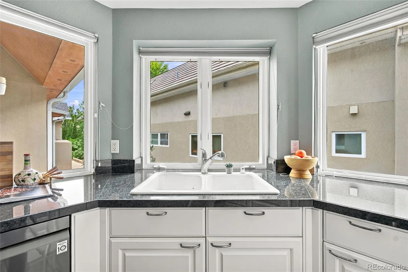 519 Madison Street Denver CO 80206 | MLS #REC8551293 09252026184941 1600 14