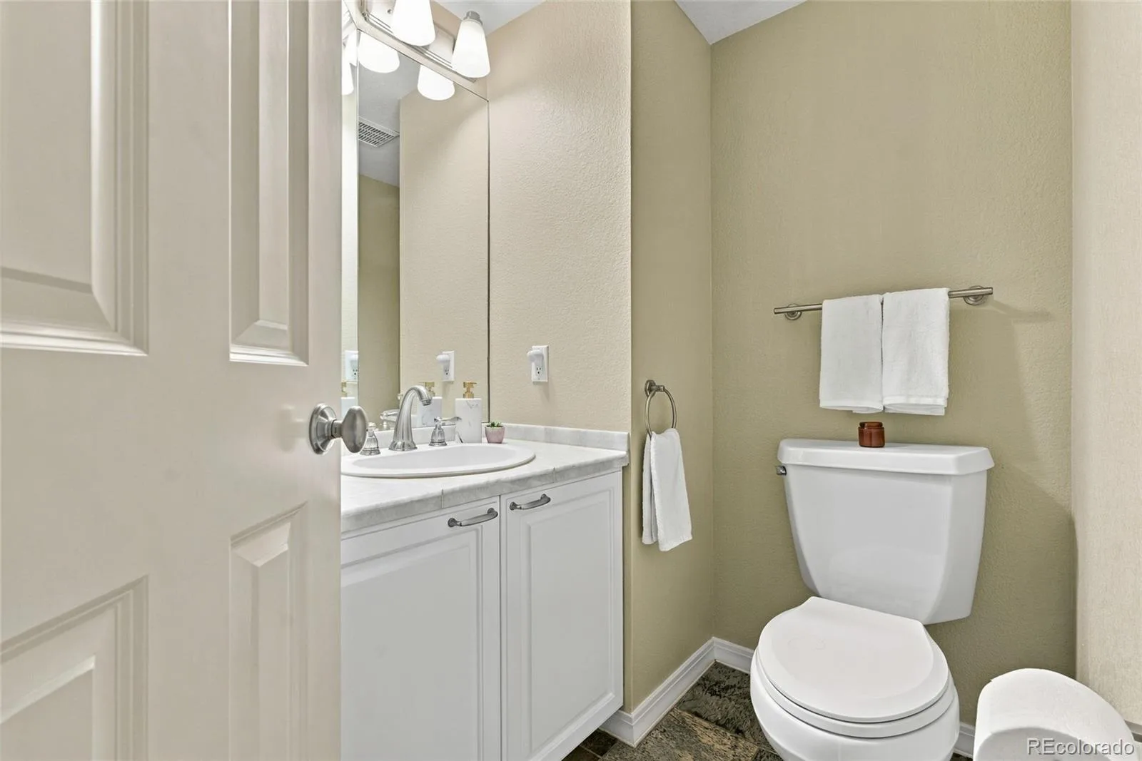 519 Madison Street Denver CO 80206 | MLS #REC8551293 09252026184941 1600 37