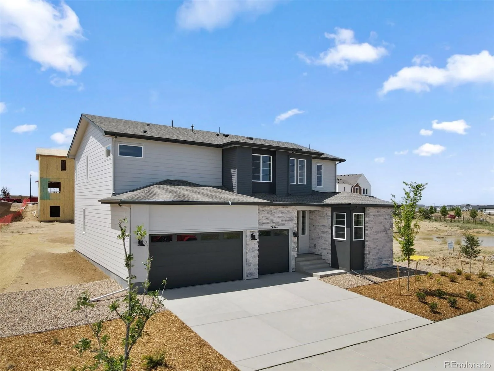 24376 E 35th Drive Aurora CO 80019 | MLS #REC8551469 07142026202601 1600 2