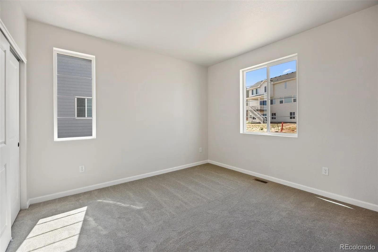 24376 E 35th Drive Aurora CO 80019 | MLS #REC8551469 07142026202601 1600 20