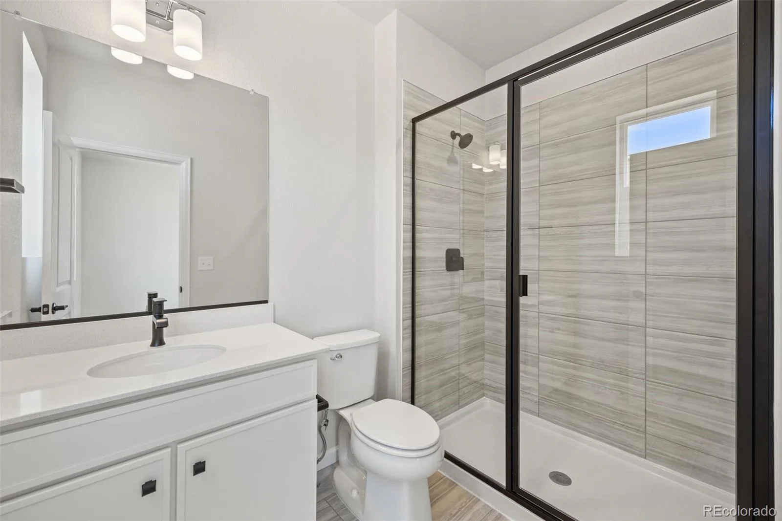 24376 E 35th Drive Aurora CO 80019 | MLS #REC8551469 07142026202601 1600 22