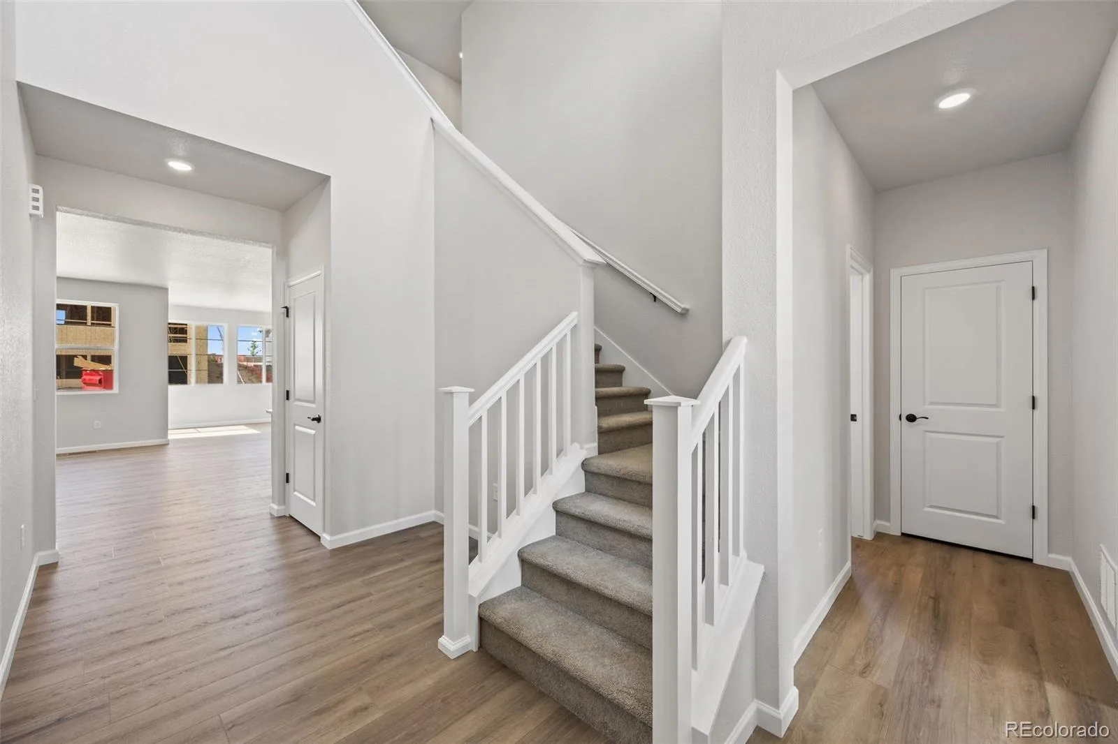 24376 E 35th Drive Aurora CO 80019 | MLS #REC8551469 07142026202601 1600 6
