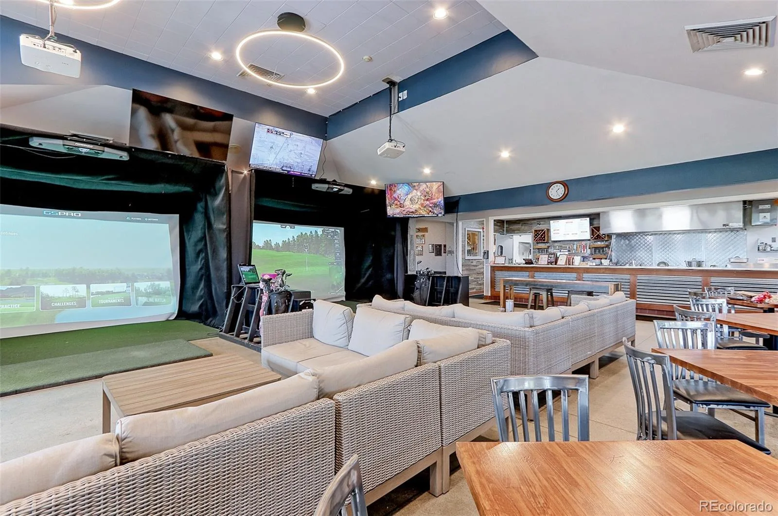 14043 Pinehurst Circle Broomfield CO 80023 | MLS #REC8553069 08212026214638 1600 47
