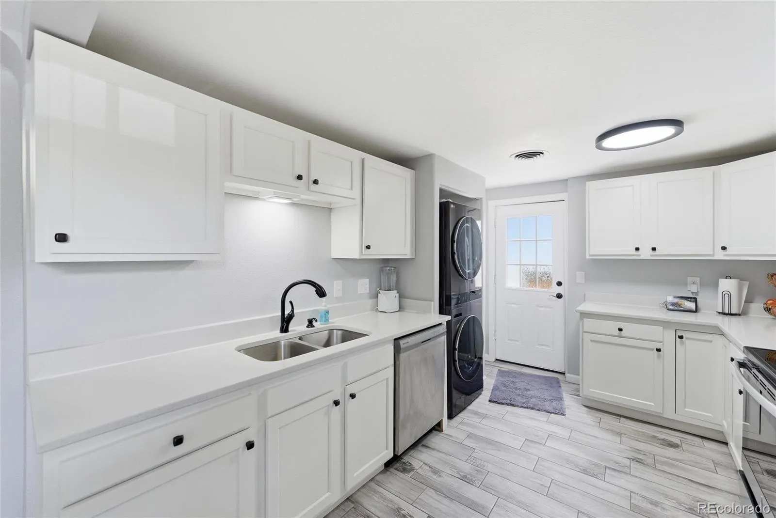 5315 W Shirley Place Lakewood CO 80232 MLS #REC8553152 04302026165135 1600 6