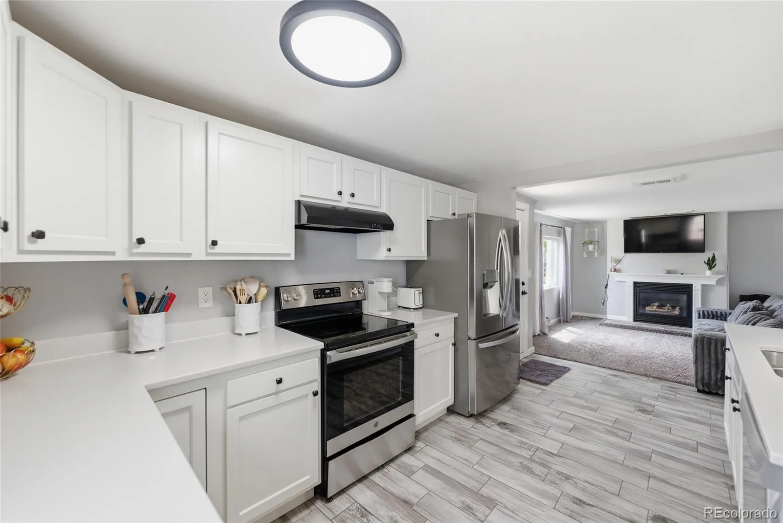 5315 W Shirley Place Lakewood CO 80232 MLS #REC8553152 04302026165135 1600 7