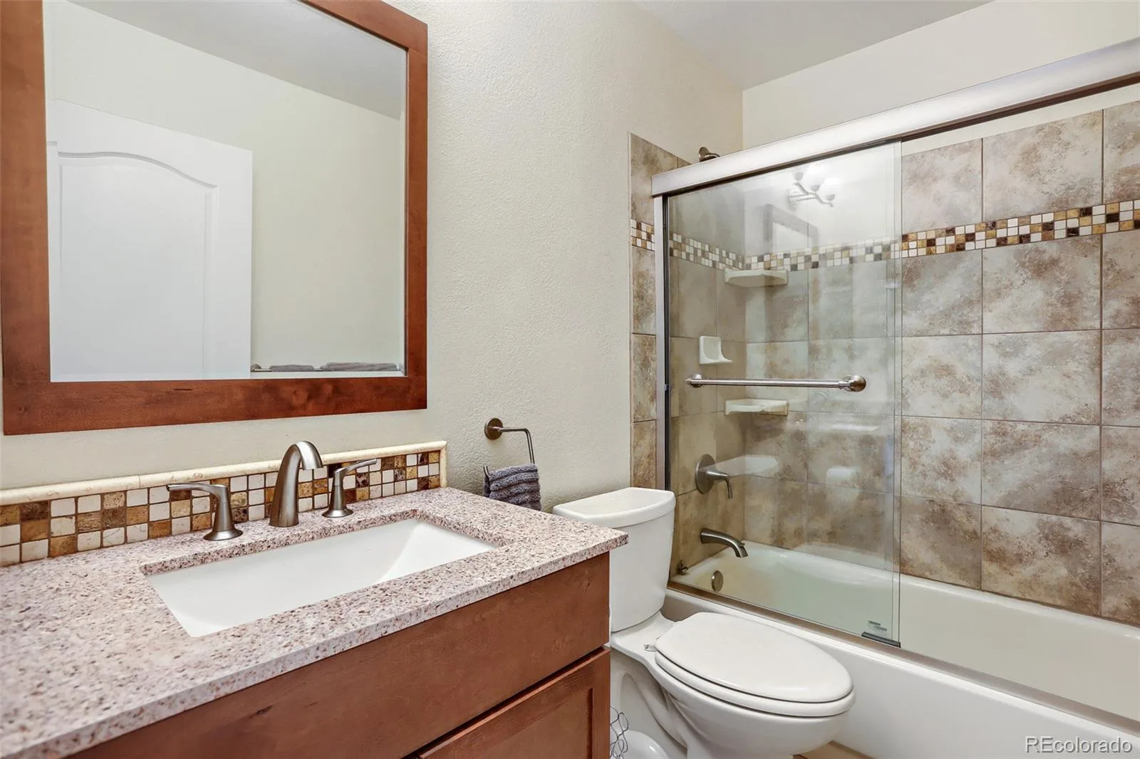 14265 W Warren Drive Denver CO 80228 | MLS #REC8554037 08142026005417 1600 29