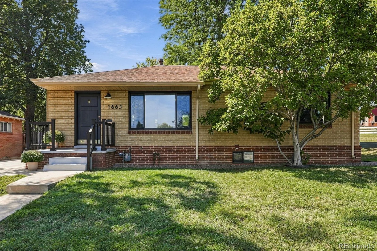 1663 S Vrain Street Denver CO 80219 | MLS #REC8554098 10012026155013 1600 1