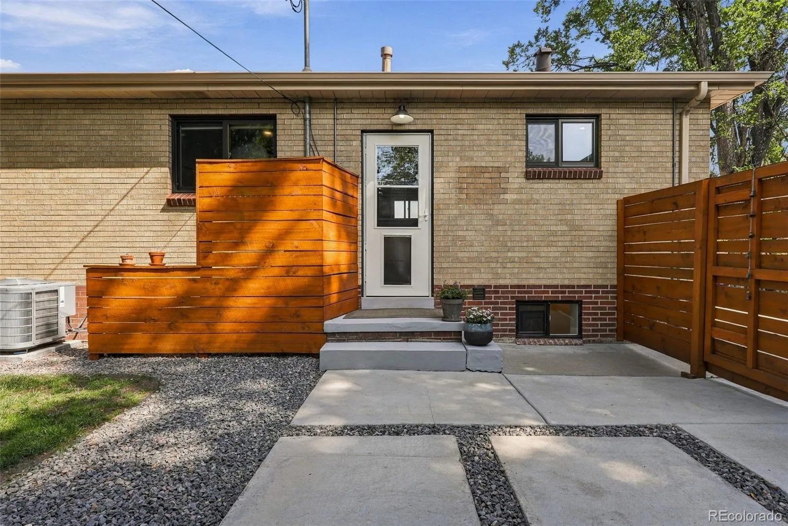 1663 S Vrain Street Denver CO 80219 | MLS #REC8554098 10012026155013 1600 40