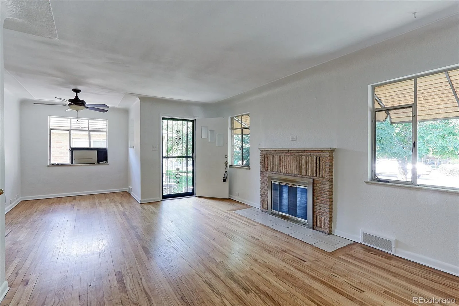 4344 S Acoma Street Englewood CO 80110 | MLS #REC8557592 08132026204126 1600 12