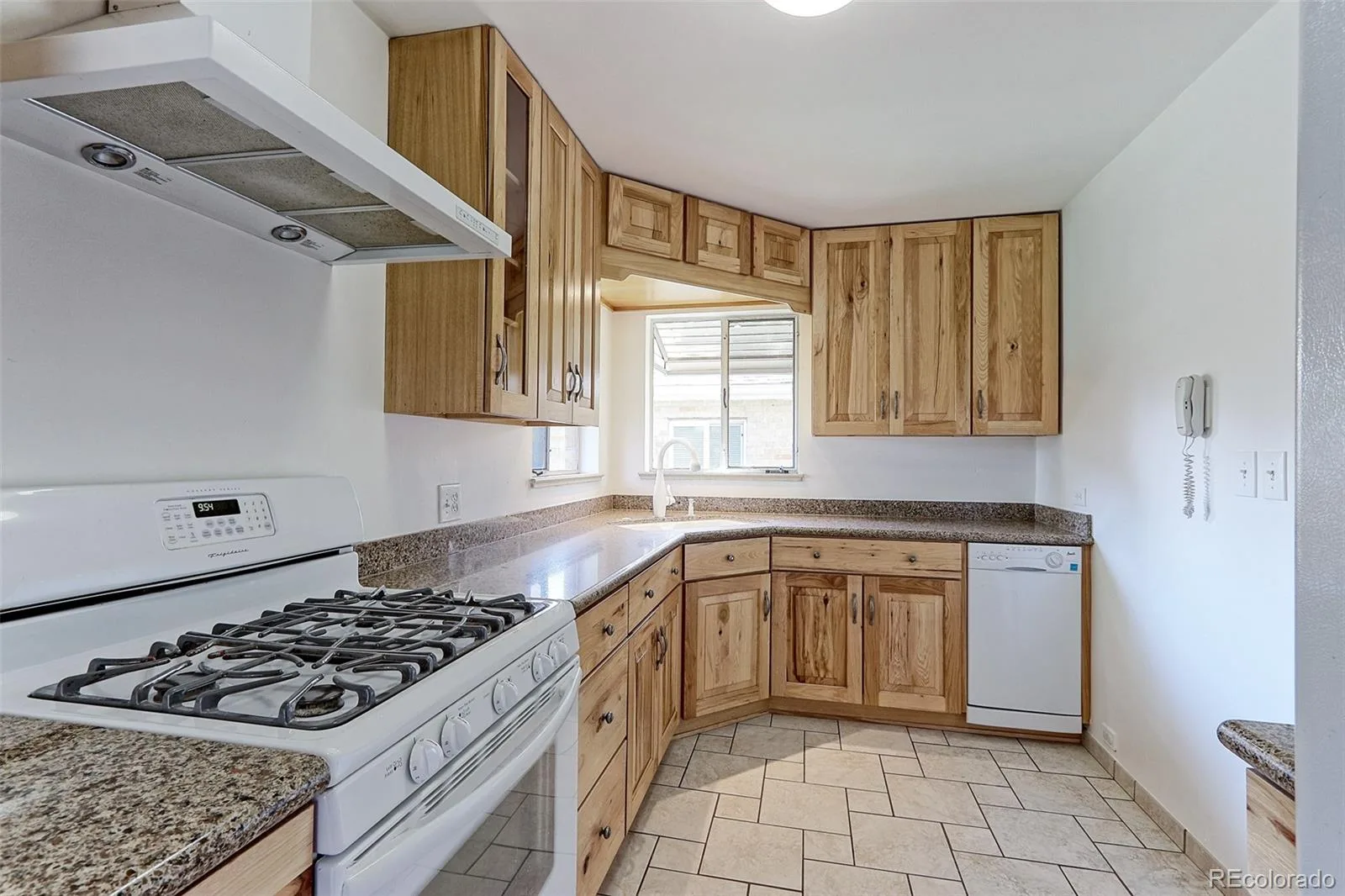 4344 S Acoma Street Englewood CO 80110 | MLS #REC8557592 08132026204126 1600 14
