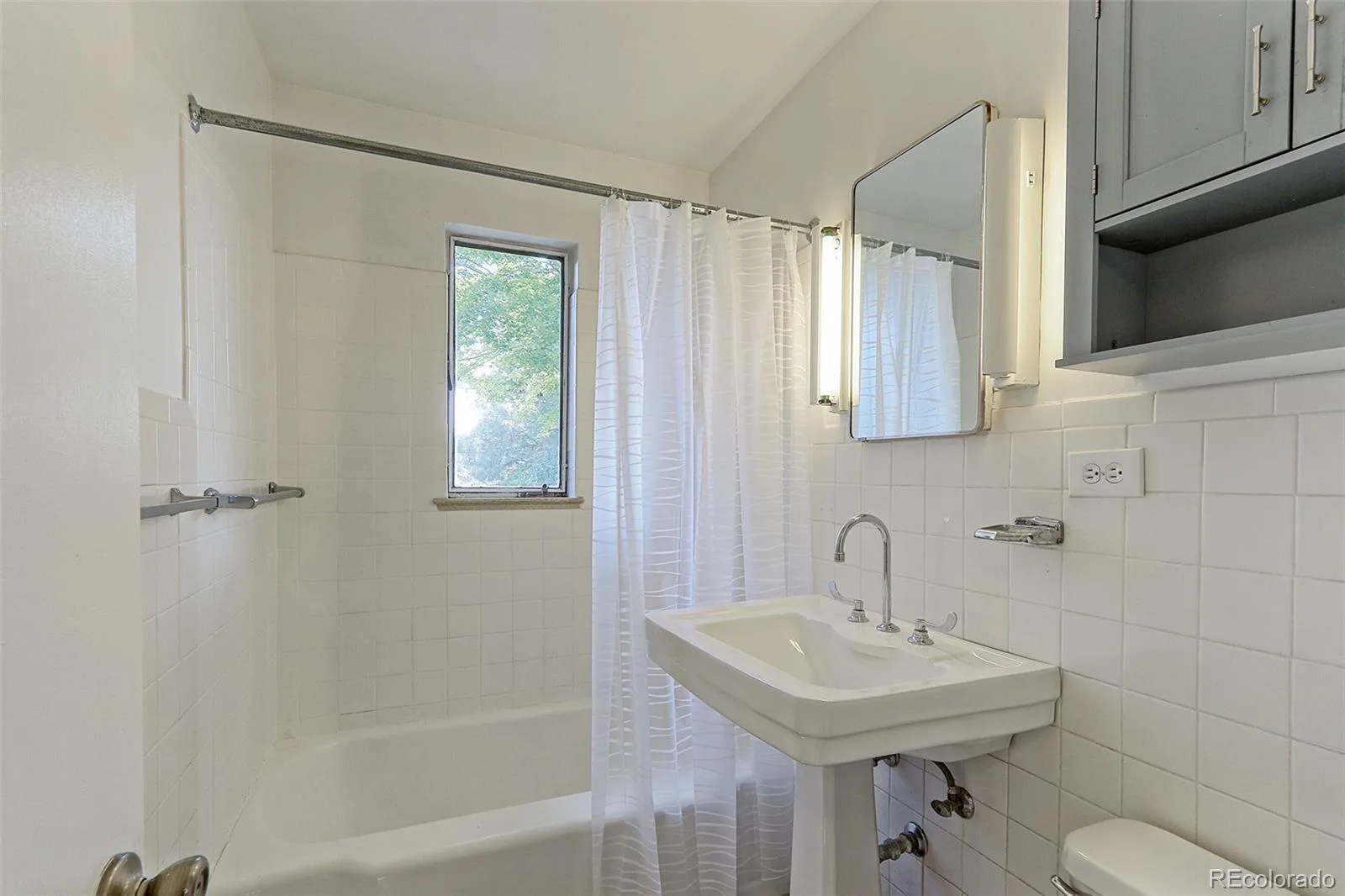 4344 S Acoma Street Englewood CO 80110 | MLS #REC8557592 08132026204126 1600 16