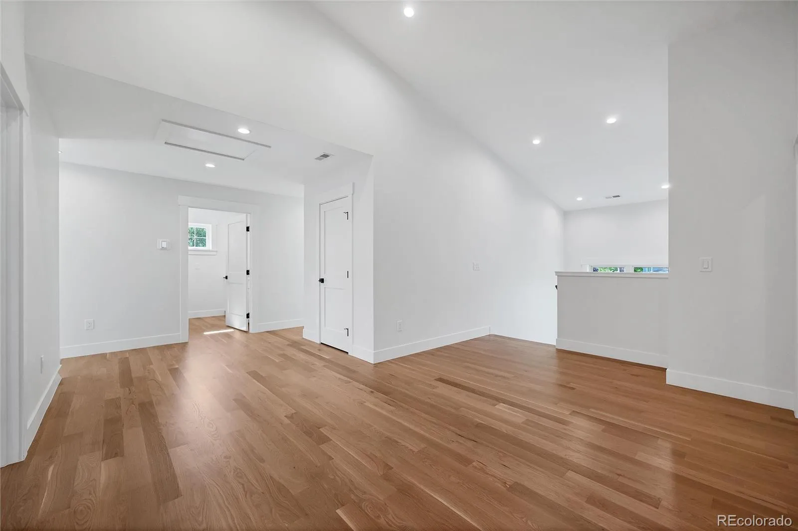 1035 N Leyden Street Denver CO 80220 MLS #REC8558167 05252026204824 1600 16