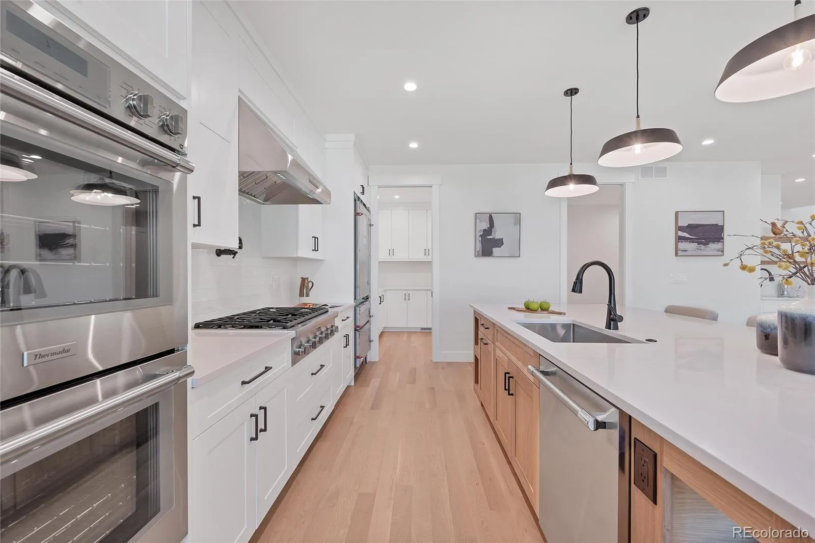 1035 N Leyden Street Denver CO 80220 MLS #REC8558167 05252026204824 1600 4